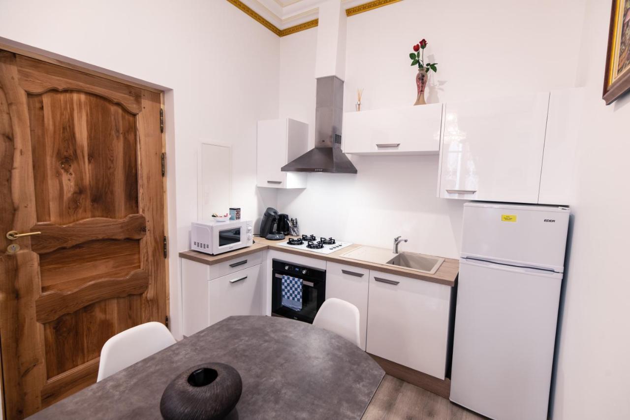 Appartement Maison De L'Eglise Du Couvent Narbonne Eksteriør bilde